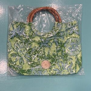 Lilly Pulitzer GWP Bamboo Bag in Cool Mint Catchin’ Rays print